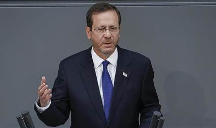 الرئيس الإسرائيلي مستعد للعفو عن نتنياهو