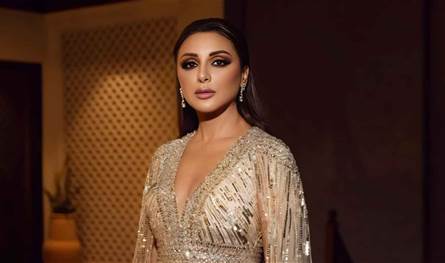 أطلت برفقة طبيب لبناني.. صورة للفنانة أنغام تُثير الجدل!