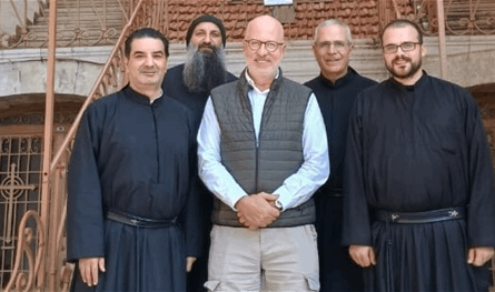 زيارة للقنصل العام لفرنسا في لبنان إلى دير مار أنطونيوس قزحيا