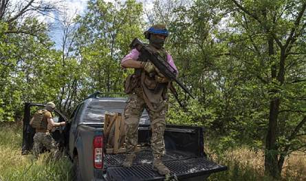 روسيا تتقدّم في بوكروفسك.. هل بدأت الدفاعات الأوكرانيّة بالإنهيار؟