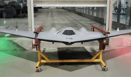 إيران اختبرت مُحرّكاً جديداً لطائرة &quot;شاهد 161&quot; علناً.. ماذا يعني ذلك؟