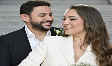 بالصور... فنانة لبنانيّة تزوّجت مدنيّاً في أبو ظبي وهذا هو عريسها
