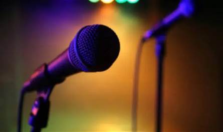 فنان معروف جدّاً يُواجه مشكلة صحيّة... لم يعدّ يرى بوضوح!