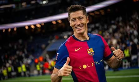 في عمر 37… هل يعيش ليفا موسمه الأخير مع برشلونة؟