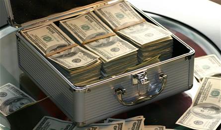 بالفيديو.. هذا ما ينتظر الودائع في لبنان