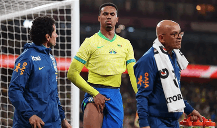 قلق في أرسنال.. أنشيلوتي يقيّم إصابة غابرييل وكالافيوري يغادر معسكر إيطاليا