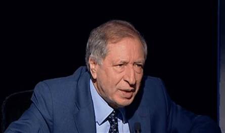 محفوظ: واشنطن تتأرجح بين سياستين