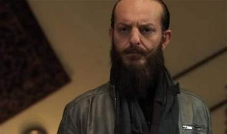تعمدّ على يدّ كردينال.. بطل مسلسل &quot;الهيبة&quot; أويس مخللاتي: هذا سبب إعتناقي المسيحيّة (فيديو)