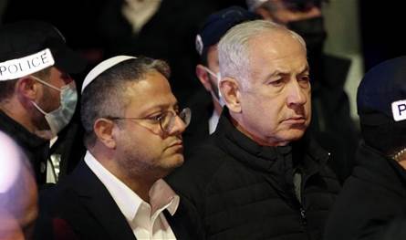 &quot;أنا سأتولى أمره&quot;.. بن غفير لنتنياهو: إعتقل محمود عباس