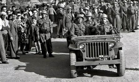 صور قديمة ينشرها الجيش.. &quot;عرضٌ عسكري&quot; عمرهُ 80 عاماً