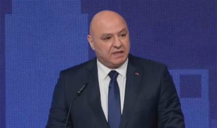 مؤتمر &quot;بيروت وان&quot; ينطلق... الرئيس عون: بداية فصل جديد من نهضة لبنان