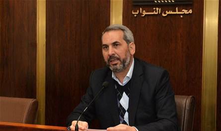 إيهاب حمادة: هناك مسارًا لضرب نقطة القوة المتمثّلة بسلاح المقاومة