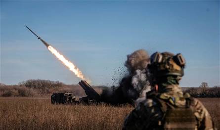 تتوزع على محاور.. واشنطن تعمل سراً لإعداد خطة لإنهاء حرب أوكرانيا