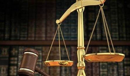 لجان المساعدين القضائيين: متضامنون مع موظفي القطاع العام