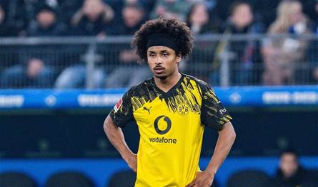 بسبب &quot;حيازة أسلحة&quot;.. فرض غرامة ضخمة على لاعب بوروسيا دورتموند