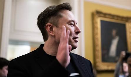 أغنى رجل في العالم ينال زيادة خياليّة على راتبه