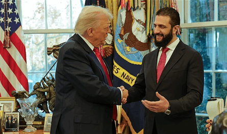 لماذا رش ترامب العطر للشرع؟