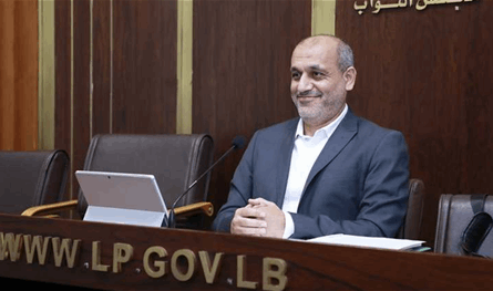 ياسين انتقد سوء إدارة قطاع الاتصالات