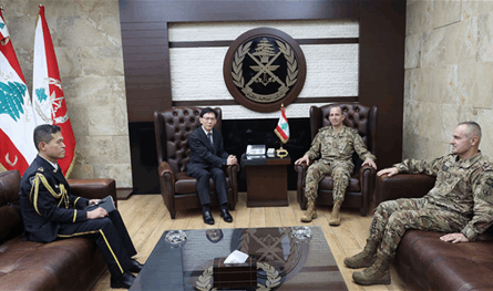 قائد الجيش عرض الاوضاع مع السفير الياباني