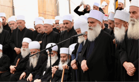 شيخ العقل خلال تشييع الشيخ جمال الدين في عاليه: لوحدة الصف والالتزام براية توحيدية وطنية