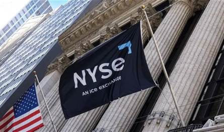 وول ستريت تقفز مع تصاعد رهانات خفض الفائدة الأميركية