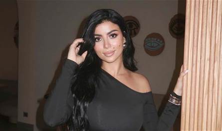 ممثلة شابة تلفت الأنظار بإطلالتها الأخيرة والجمهور يغازلها (صور) 