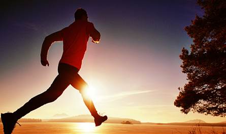 دراسة: الرياضة بعد سن الأربعين تخفّض خطر الخرف