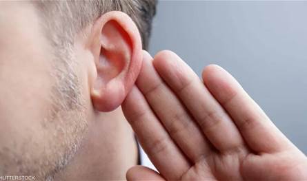 علاقة غير متوقعة بين النوم وطنين الأذن… والعلماء يقتربون من فكّ اللغز