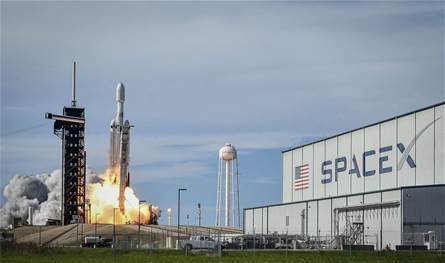 فشل اختبار معزز &quot;ستارشيب&quot;… وانفجار يربك خطط &quot;سبيس إكس&quot; القمرية