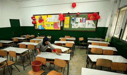 أرقام تكشف.. أزمة تضرب التعليم الرسمي في لبنان