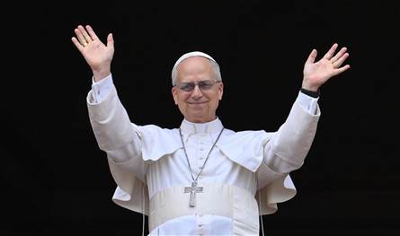 لقاء خاص للبابا برؤساء الطوائف الإسلامية في السفارة البابوية