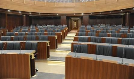 مقاعد &quot;غير شيعية&quot; لـ&quot;حزب الله&quot;