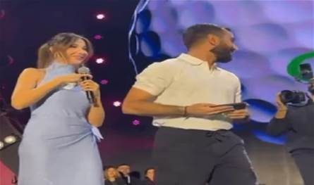 بالفيديو... شاهدوا ما فعلته نانسي عجرم بأحد مُعجبيها على المسرح!