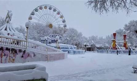 رواج بعد كساد.. الثلوج تنعش الحركية السياحية في الجزائر