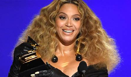 بيونسيه وجي زي يشعلان أجواء فورمولا 1 في لاس فيغاس