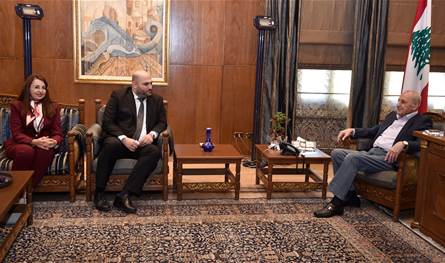 بري استقبل وزير الصحة