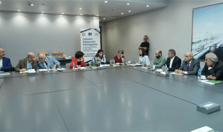 جلسة لتعزيز الشفافية والمهنية في الحملات الانتخابية