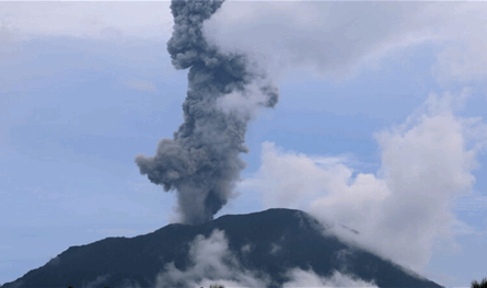 إير إنديا وأكاسا تلغيان رحلات بسبب ثوران بركان في إثيوبيا