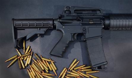 توقيف شخصين في بيروت بعد ضبط بنادق ومسدسات وذخائر حربية (صورة)