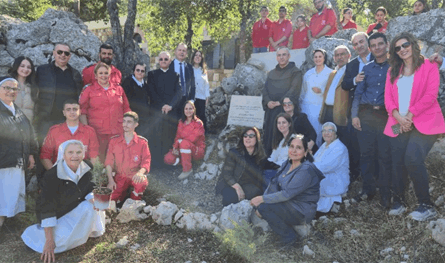 كاريتاس لبنان تغرس 140 أرزة في الديمان احتفالًا بالاستقلال