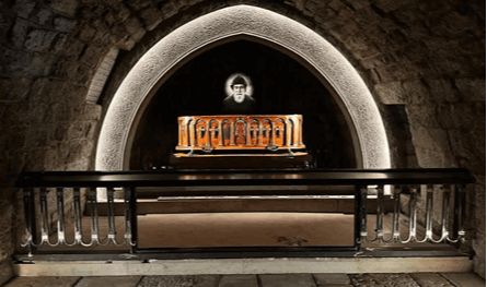 من عنّايا إلى كلّ لبنان.. مار شربل قدّيس الصمت في بلد الضجيج