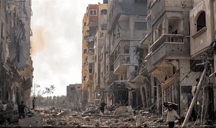 &quot;الأونروا&quot;: آلاف النازحين في غزة يكافحون للعثور على مأوى آمن