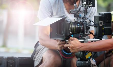 بسبب تصريحٍ... دعوى قضائيّة ضدّ فنان سوريّ