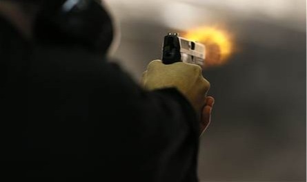 في المنية.. مسلحون يطلقون النار باتجاه شخصين