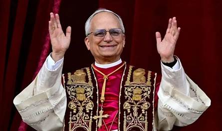 البابا لاوون متوجه &quot;لزيارة لتركيا ولبنان العزيزين الغنيين بالتاريخ والروحانية&quot;