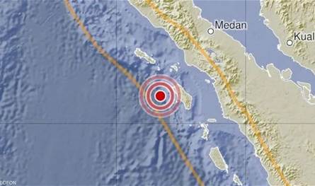 بقوة 6.6 درجات.. زلزال يضرب جزيرة سومطرة الإندونيسية