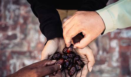 لماذا يجب أن تبدأ يومك بتناول تمرتين؟