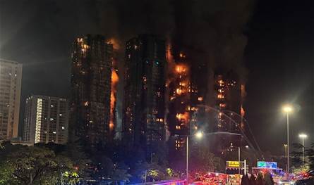 ما السبب الذي جعل حريق هونغ كونغ الأكثر دموية منذ الحرب العالمية الثانية؟