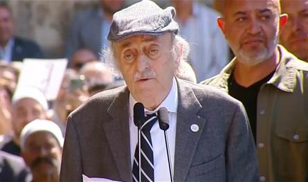 جنبلاط: تحية للسيستاني على حرصه على لبنان