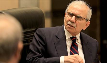 رئيس الحكومة استقبل سفير قطر وجهاز الاستثمار لمتابعة دعم مشاريع إعادة الإعمار